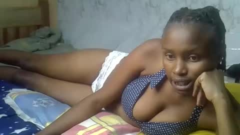 sexxyjey_ online show from October 5, 2025, 7:01 pm