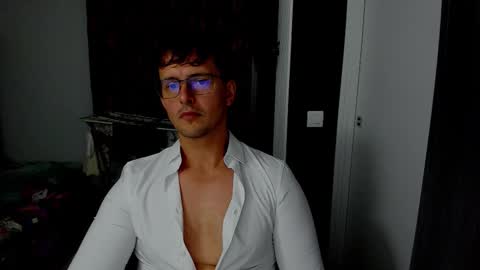 Sexxymuscles4U online show from October 8, 2025, 12:14 pm