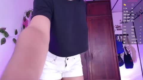 sexy__emma online show from November 12, 2025, 8:19 pm