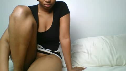 sexy rhian online show from February 16, 2025, 3:59 pm