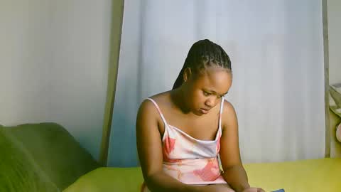 Snapshot of sexy_ariana_2 chatting on October 13, 2025, 1:22 pm Ariana online show from October 13, 2025, 1:22 pm