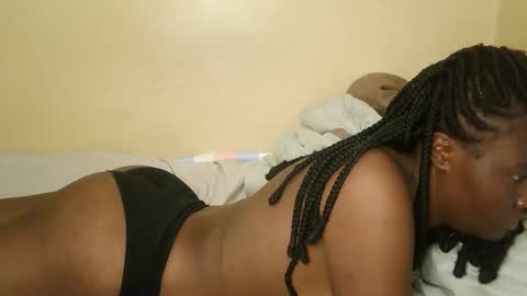 sexy_banice online show from April 19, 2026, 2:05 pm