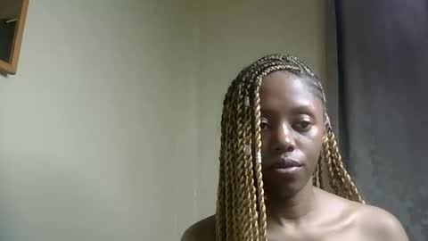 sexy_banny4 online show from April 8, 2026, 12:10 am