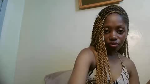 sexy_banny4 online show from April 10, 2026, 12:10 pm