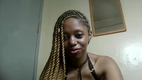 sexy_banny4 online show from April 15, 2026, 7:58 pm