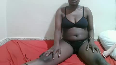 sexy_bbae online show from September 12, 2025, 4:18 pm