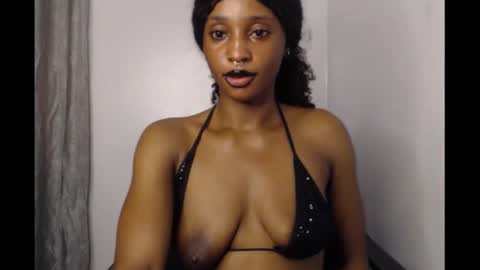 Snapshot of sexy_bitchgirl chatting on January 10, 2026, 7:59 pm Sexy bitchgirl online show from January 10, 2026, 7:59 pm