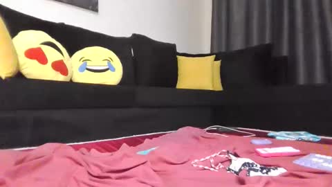 liya online show from October 11, 2025, 10:08 pm