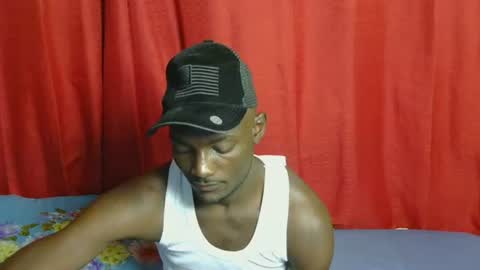 Snapshot of sexy_buddyz55 chatting on June 16, 2026, 3:25 pm Suudi online show from June 16, 2026, 3:25 pm