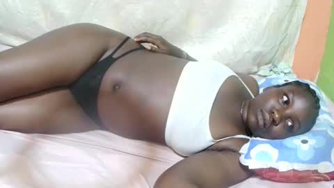 Snapshot of sexy_butt1 chatting on June 4, 2026, 11:11 pm sexy butt1 online show from June 4, 2026, 11:11 pm