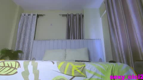 foxxy sweets online show from November 21, 2025, 6:23 am