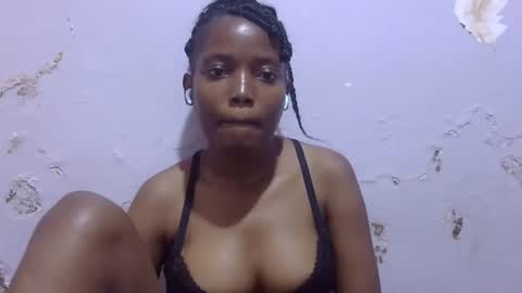 sexy_claude96 online show from January 22, 2025, 1:53 pm