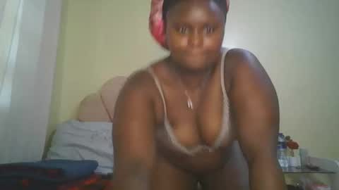 Snapshot of sexy_corn chatting on April 12, 2026, 12:54 pm Connie online show from April 12, 2026, 12:54 pm
