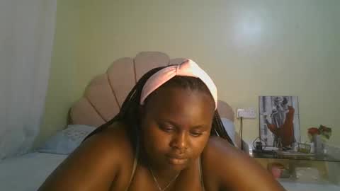 Snapshot of sexy_corn chatting on April 14, 2026, 7:20 pm Connie online show from April 14, 2026, 7:20 pm