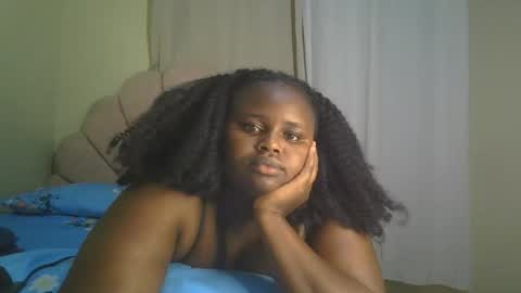 Snapshot of sexy_corn chatting on May 25, 2026, 6:36 pm Connie online show from May 25, 2026, 6:36 pm
