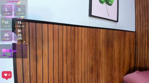 sexy_curlylady online show from April 11, 2026, 7:45 am