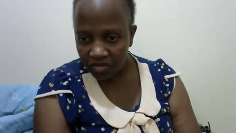 Sweet Dee online show from May 2, 2026, 5:34 am