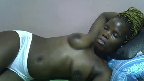 sexy dolly online show from February 7, 2026, 11:08 pm