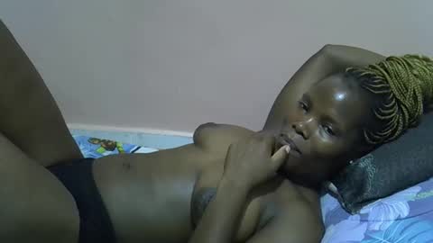 sexy dolly online show from February 27, 2026, 9:15 pm