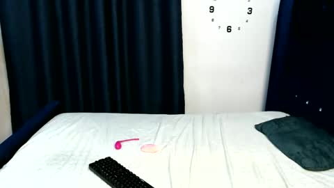 sexy ebbony online show from January 19, 2025, 9:02 pm