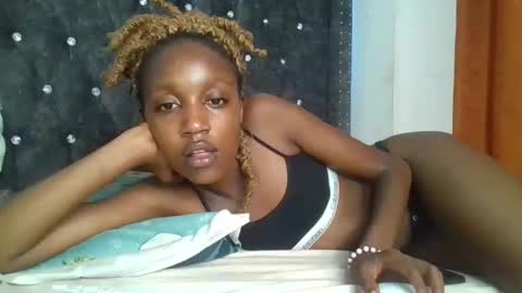sexy_ebony_nica online show from February 7, 2025, 2:26 pm