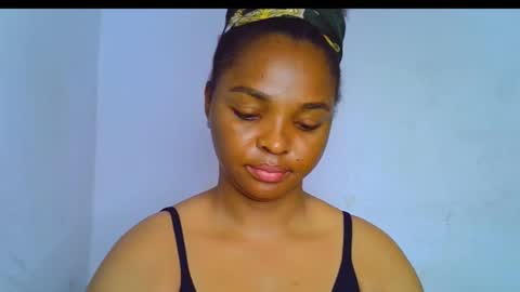 Clara online show from September 28, 2025, 2:55 pm