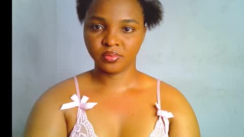 Clara online show from December 1, 2025, 7:30 pm