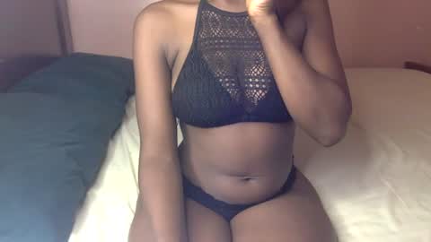 Snapshot of sexy_ellahh chatting on July 3, 2026, 10:10 am Ellahh online show from July 3, 2026, 10:10 am