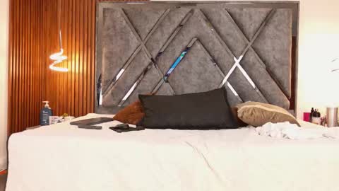 Dafne online show from October 12, 2025, 2:05 pm