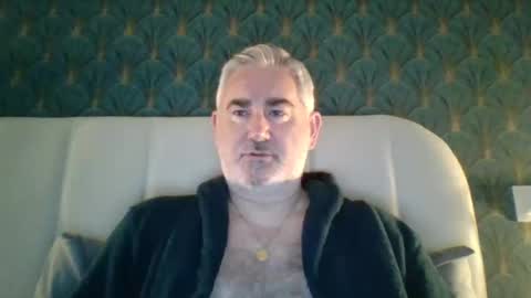 Snapshot of sexy_italiandaddy chatting on May 6, 2026, 6:19 am Antonio online show from May 6, 2026, 6:19 am
