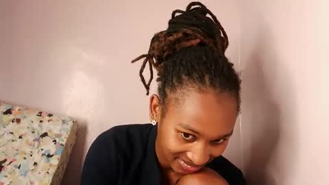 Snapshot of sexy_joyline chatting on December 18, 2025, 2:28 am joy online show from December 18, 2025, 2:28 am