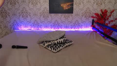 Sexy Juliaxo online show from December 7, 2024, 2:53 am