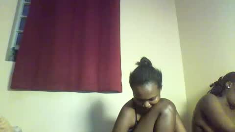 Snapshot of sexy_kaly chatting on September 30, 2025, 12:59 am Sexy kaly online show from September 30, 2025, 12:59 am