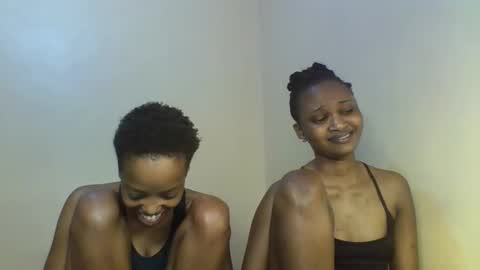 Snapshot of sexy_kaly chatting on October 21, 2025, 2:34 am Sexy kaly online show from October 21, 2025, 2:34 am