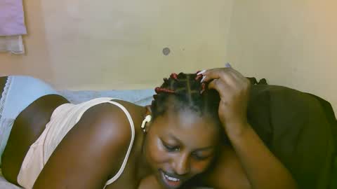 sexy_latasha online show from November 7, 2025, 8:42 pm