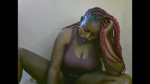 sexy_latasha online show from February 9, 2026, 8:18 am