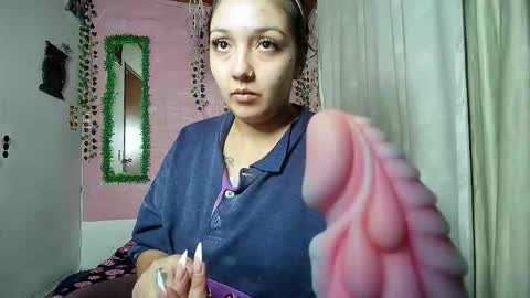 Snapshot of sexy_lolas chatting on March 11, 2026, 2:17 am sexy lolas online show from March 11, 2026, 2:17 am
