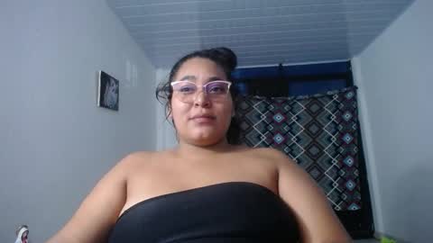 SIRENA LOVE online show from September 12, 2025, 4:23 am