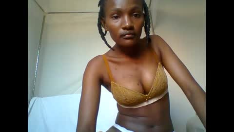 sexy_lucy012 online show from January 15, 2025, 3:18 pm