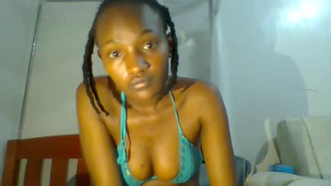 sexy_lucy012 online show from January 24, 2025, 7:39 pm