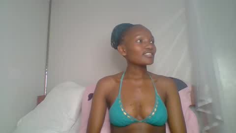 sexy_lucy012 online show from February 4, 2025, 8:59 pm