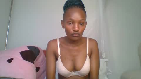 sexy_lucy012 online show from February 8, 2025, 1:54 pm