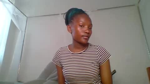 sexy_lucy012 online show from February 27, 2025, 9:54 am