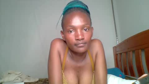 sexy_lucy012 online show from February 27, 2025, 9:47 pm