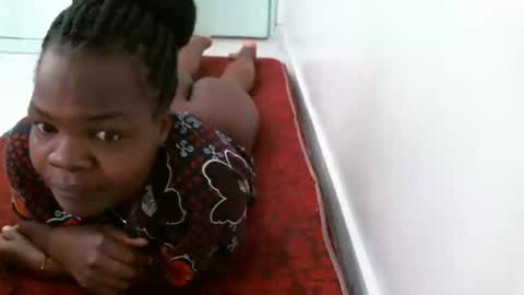 Snapshot of sexy_lunah chatting on February 8, 2025, 9:56 am sexy_lunah online show from February 8, 2025, 9:56 am