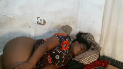 Snapshot of sexy_lunah chatting on October 24, 2025, 9:55 pm sexy_lunah online show from October 24, 2025, 9:55 pm