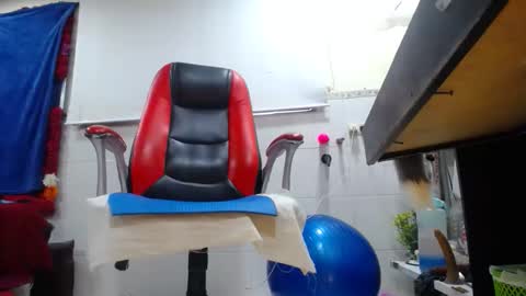 MARIPOSA online show from December 17, 2025, 12:11 pm