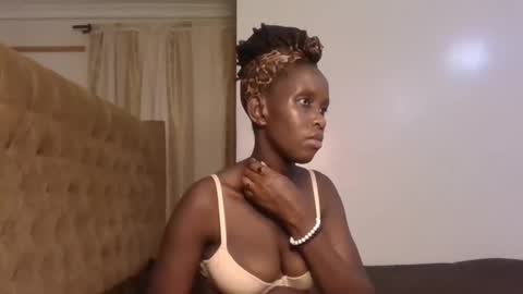 Snapshot of sexy_maya3 chatting on November 6, 2025, 1:01 pm maya online show from November 6, 2025, 1:01 pm