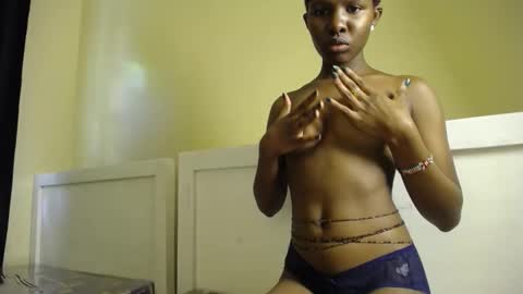 sexy_mia6 online show from November 16, 2025, 9:59 am