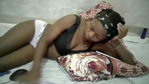 Snapshot of sexy_nanah chatting on May 25, 2026, 6:52 am sexy_nanah online show from May 25, 2026, 6:52 am